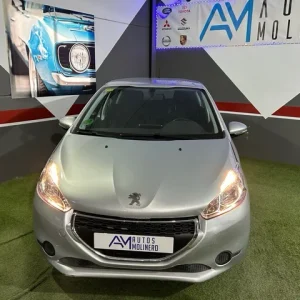 Peugeot 208 2014