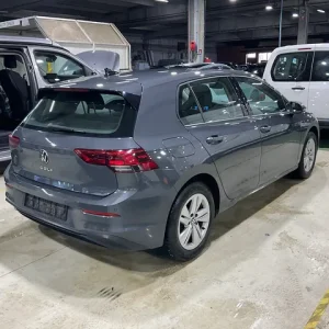 Volkswagen Golf 2021